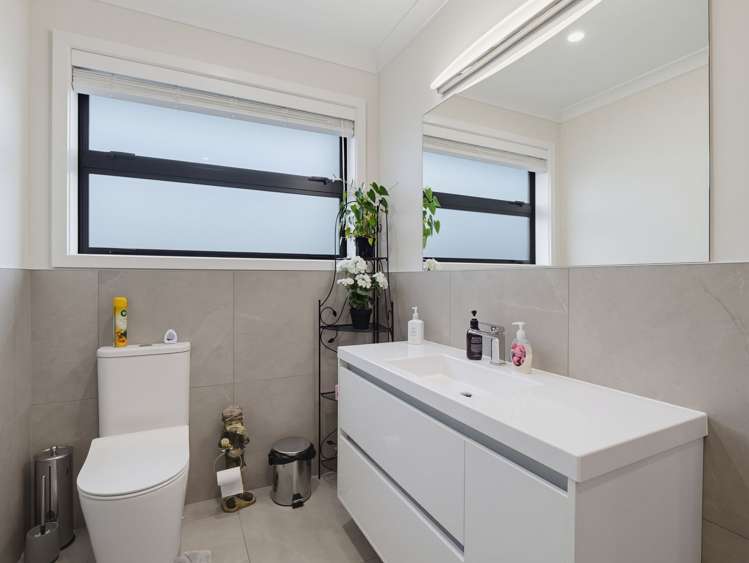 37 Daniel Place Kelvin Grove_18