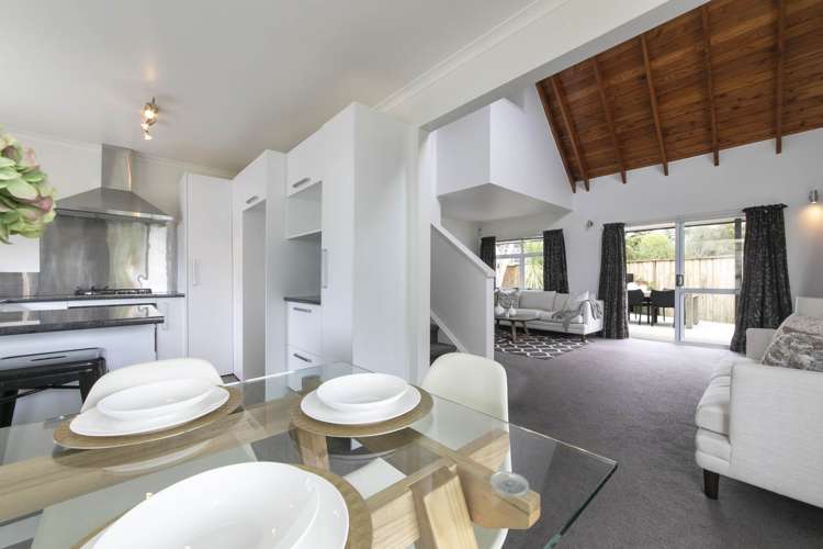 22a Tahi Terrace Glen Eden_11