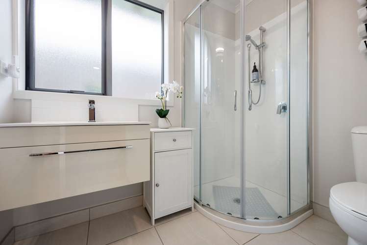 56 Benjamin Avenue Rototuna North_11