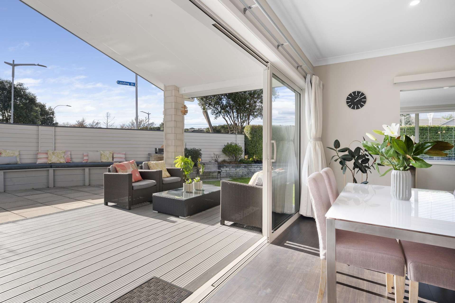 1 Landing Drive Pyes Pa_0