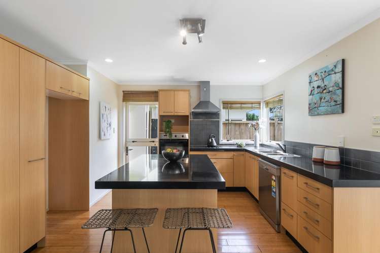 8 Bezar Place Flat Bush_2