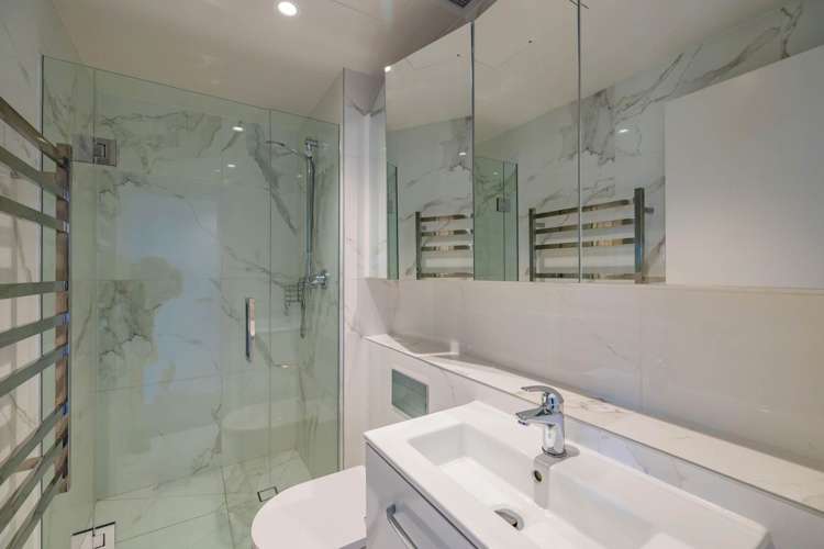 1206/47 Beach Road Auckland Central_8