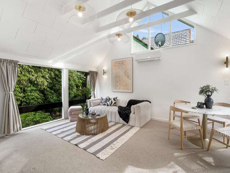 49a Great North Road Saint Johns Hill_8