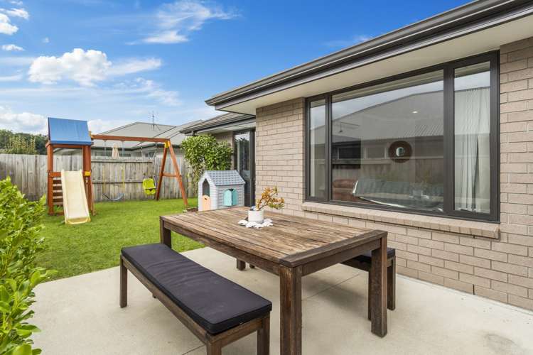 86 Awataha Crescent Pyes Pa_13