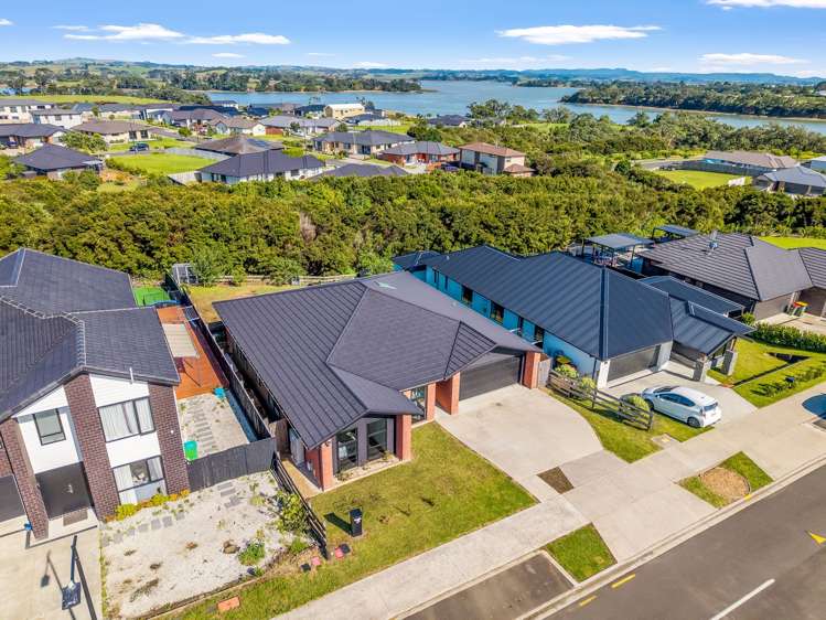 14 Wheriko Avenue Glenbrook_27