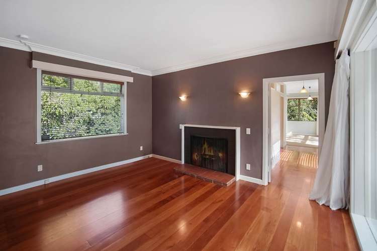 209 Lake Road Belmont_5