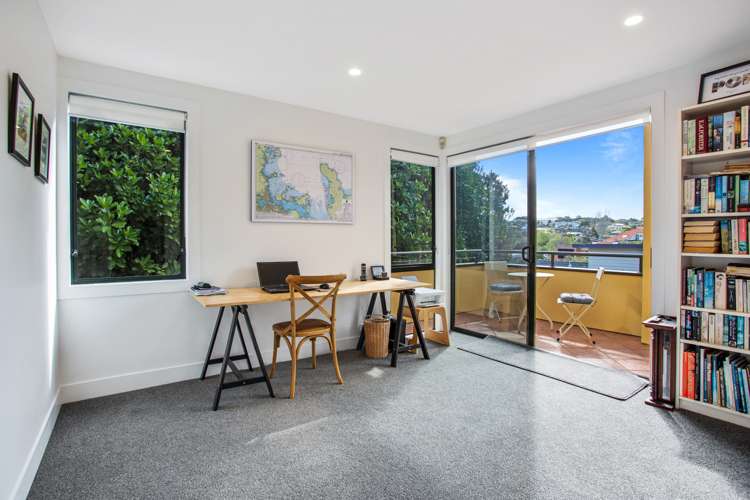 1/2 The Esplanade Castor Bay_19