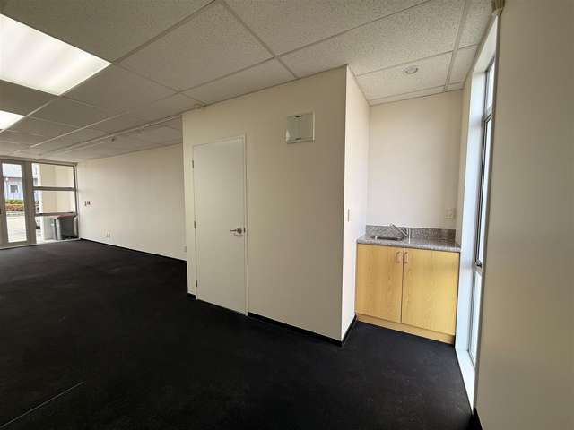 6/243 Blenheim Road Riccarton_3