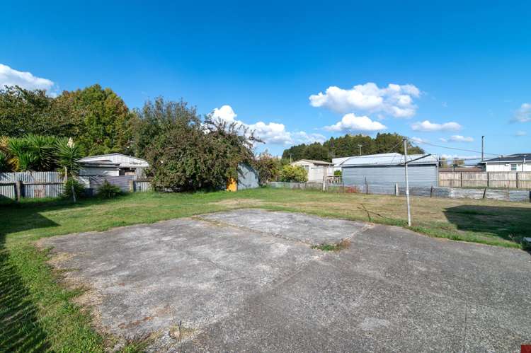 8 Miro Street Mangakino_14