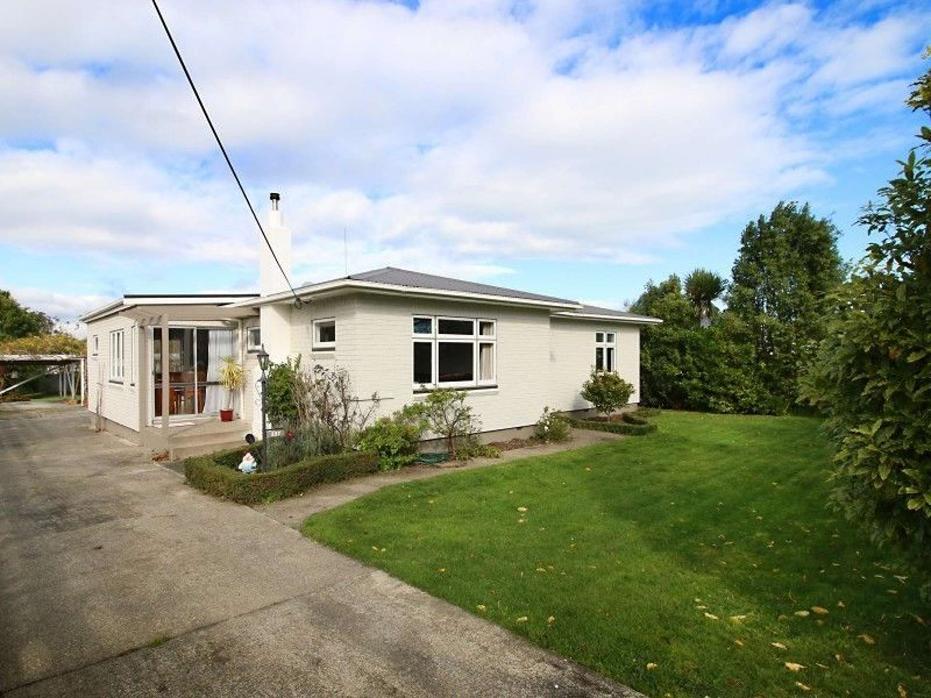 327 Kimbolton Road Feilding_0