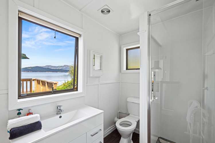 20 Te Wharau Lane Charteris Bay_8