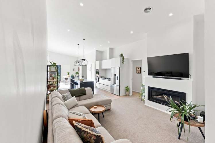 15 Lawry Street Blagdon_10