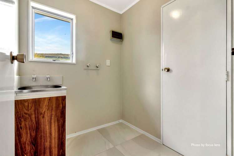 22 Greenstone Place Clover Park_8