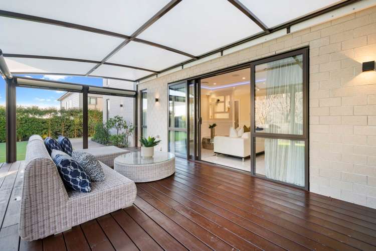 49 Matahae Drive Flat Bush_8