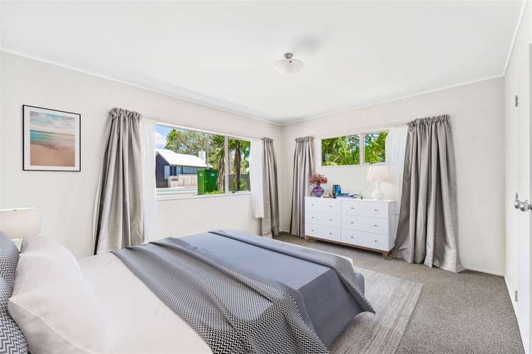 1/40 Red Beach Road Red Beach_14