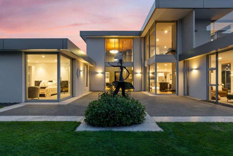 Supermarket magnates’ $2m dream home for sale in tiny Southland town