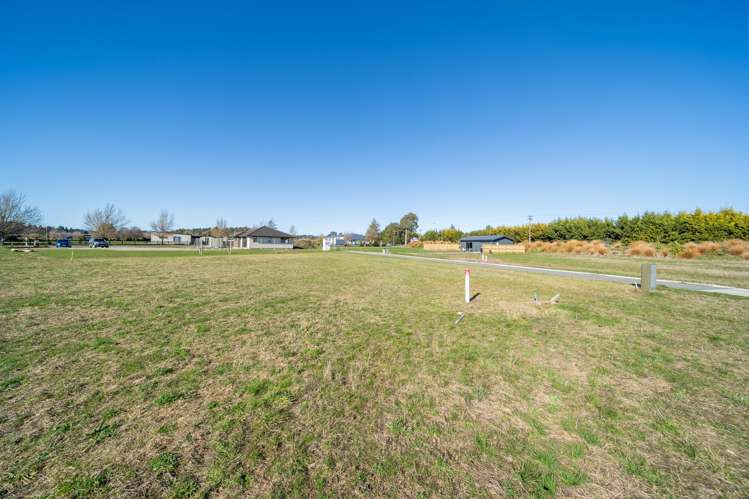 13 Tukare Loop Te Anau_4