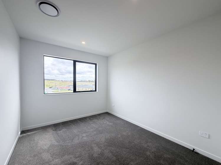80B Tukutata Crescent Milldale_15