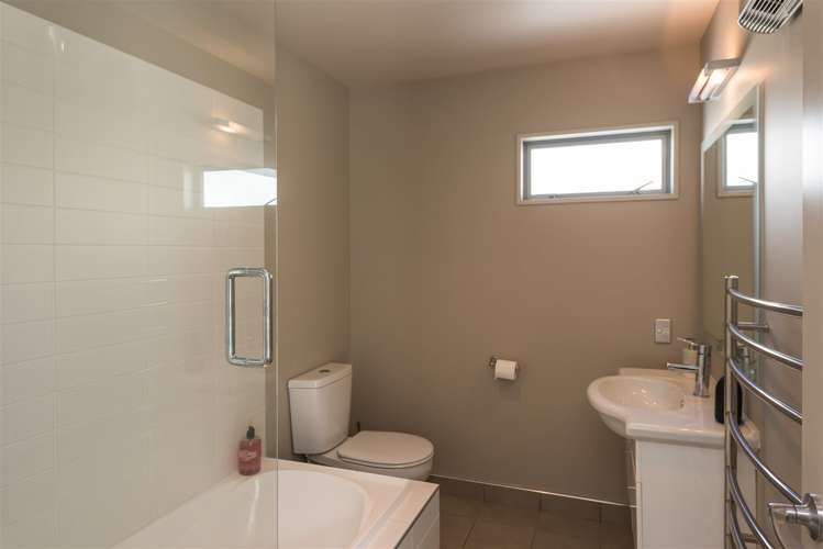 38 Rhodes Street Merivale_17