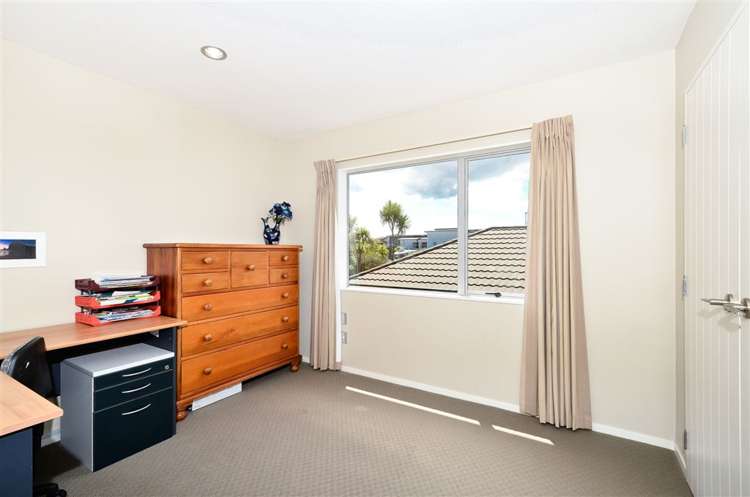 2 Lemon Grove Lane Greenhithe_23