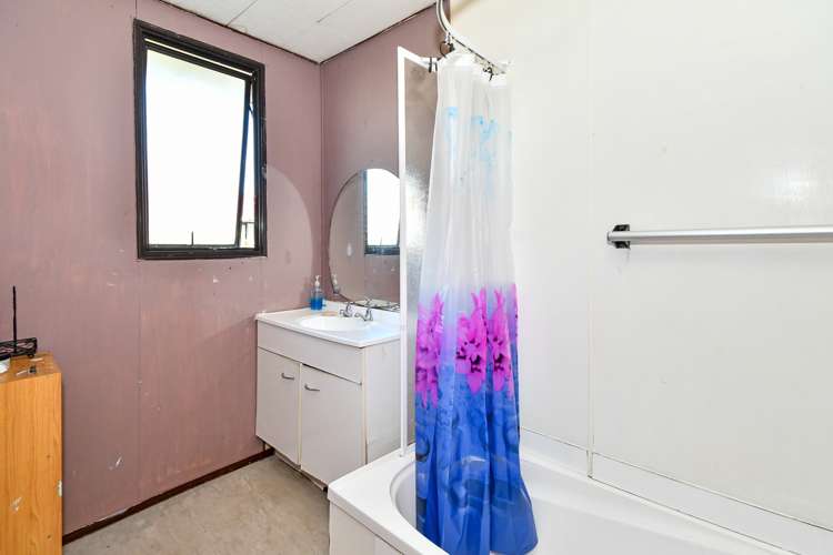 1/3 Barneys Farm Road Clendon Park_7