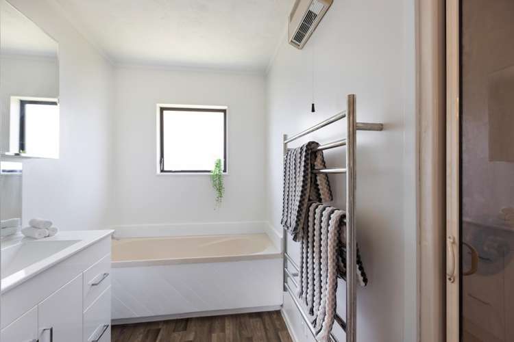 27b Elliott Street Johnsonville_8