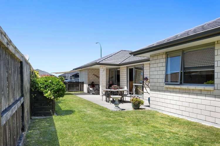 8 Livingstone Drive Papamoa_5