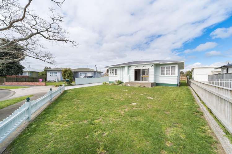 14 Belvedere Crescent Takaro_27