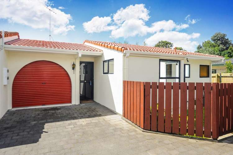 2/85 Florence Avenue Orewa_13