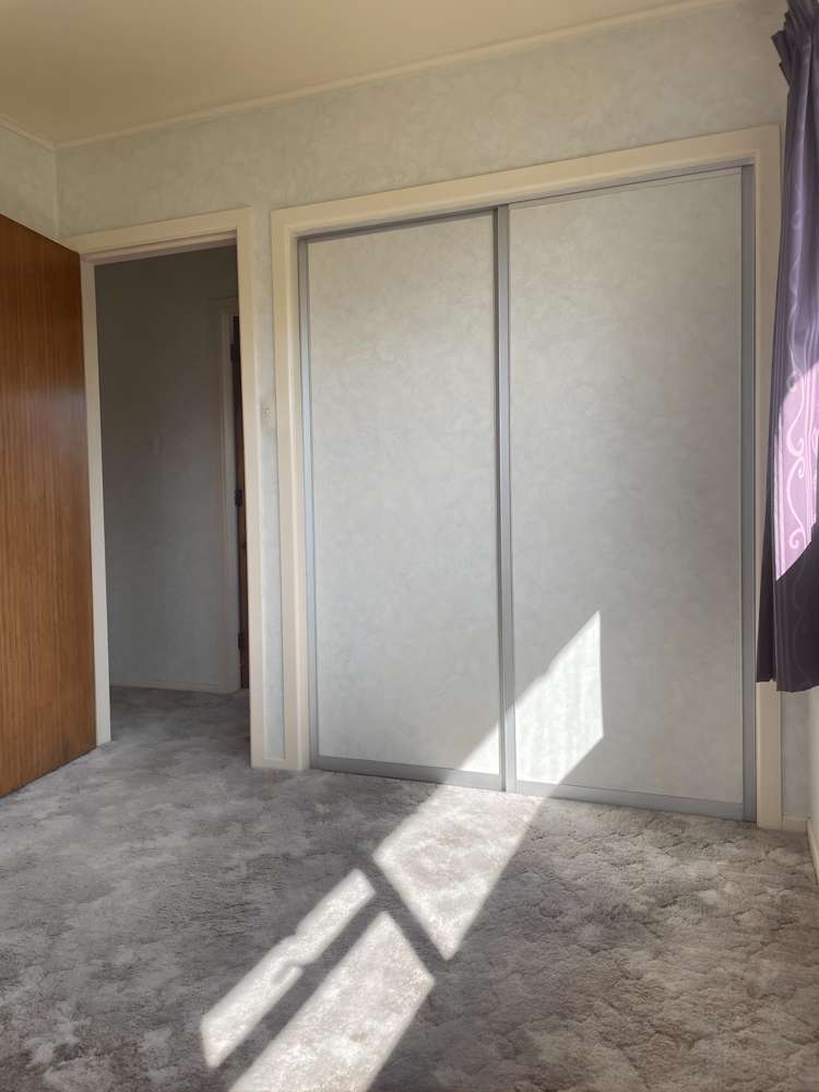 9 William Benton Street Featherston_13