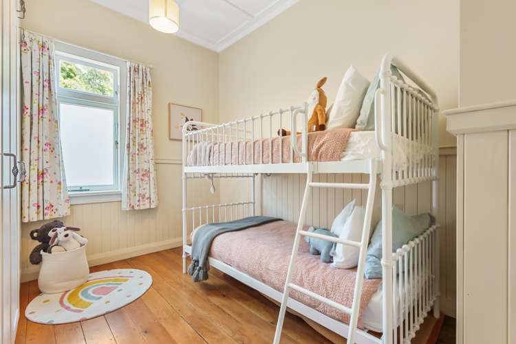 7 Rambler Crescent Beach Haven_12