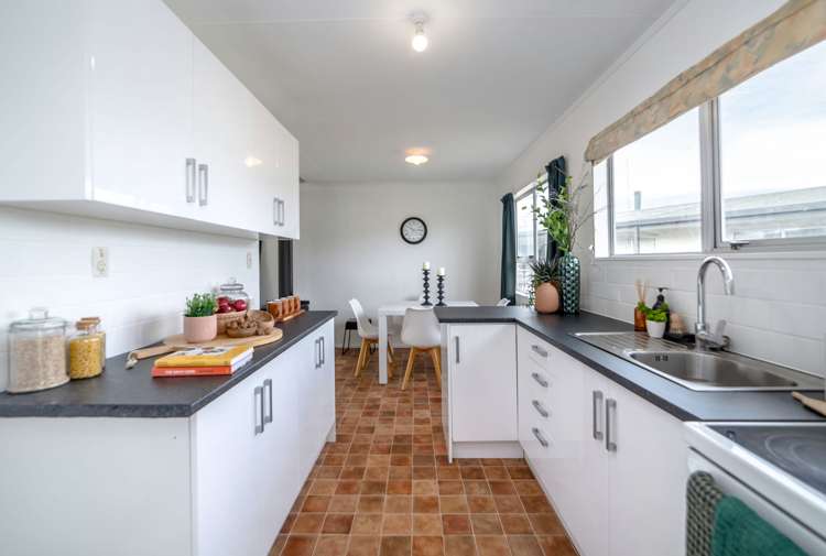 39 Fisher Place Carterton_11