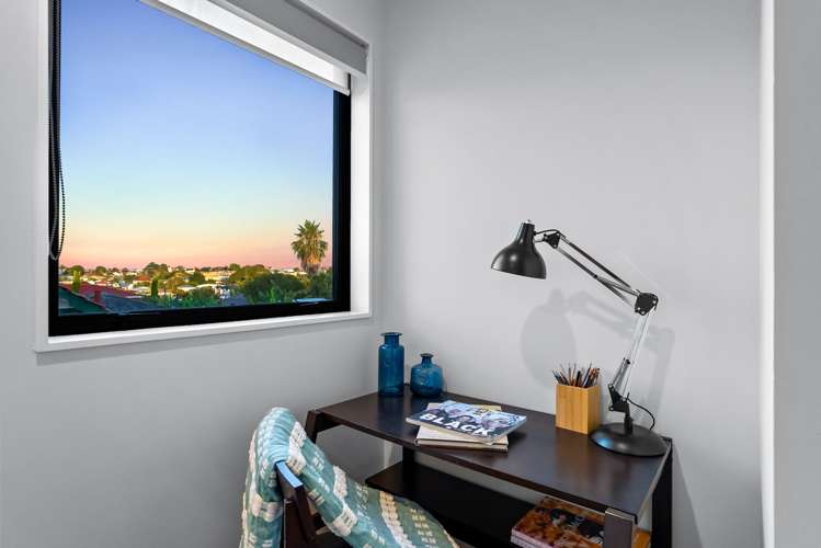 112B Hutchinson Avenue New Lynn_15