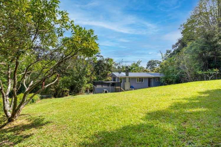 1060 Sandspit Road Sandspit_10