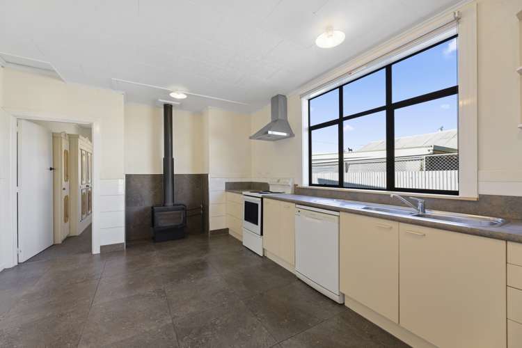 6 Brian Bary Street Redwoodtown_18