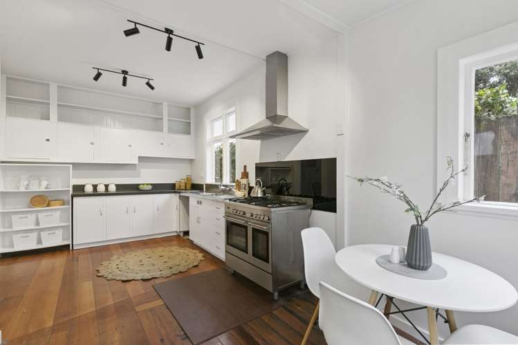 22 Beauchamp Street Tawa_1