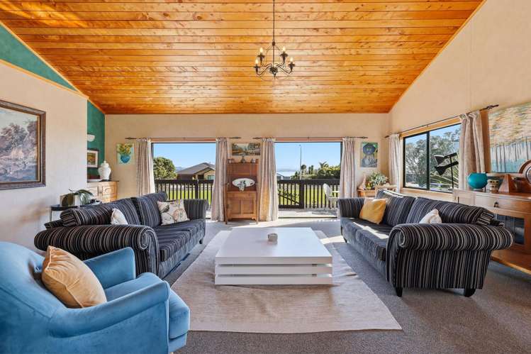 166 Torkar Road Clarks Beach_11