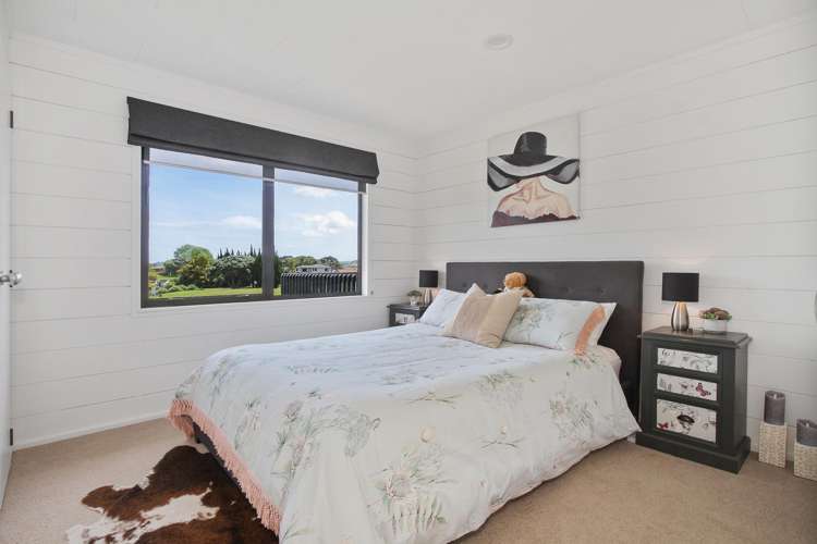 3 Stella Drive Clarks Beach_13