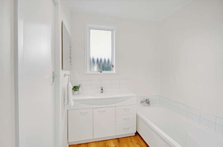 9 Elm Grove Westown_10