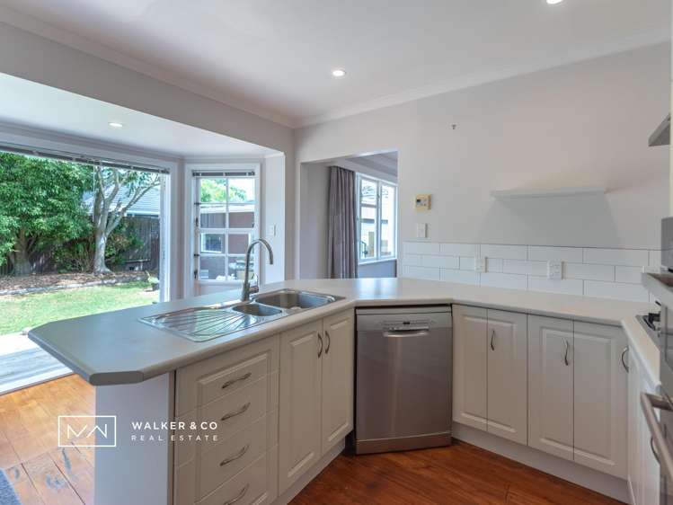 5 Iris Grove Trentham_10