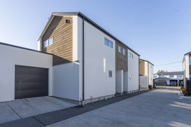 11/27 Sails Street Papanui_10