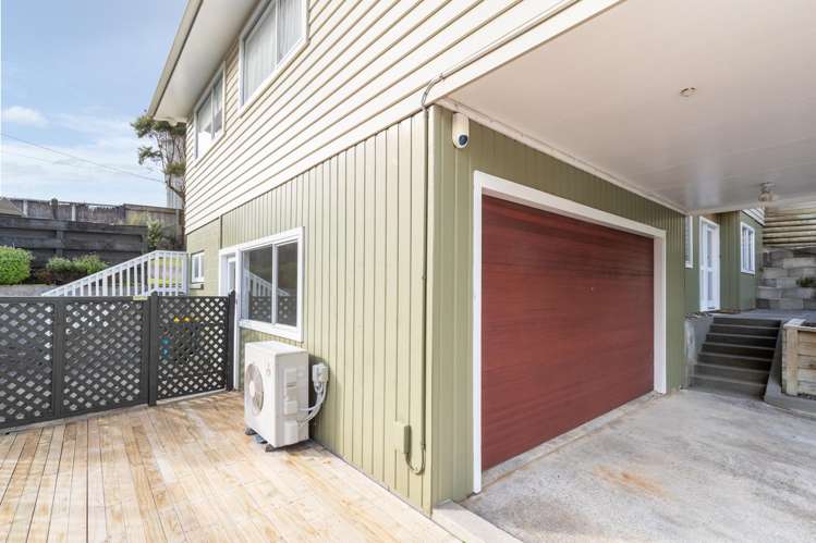 14 Akatea Road Korokoro_19