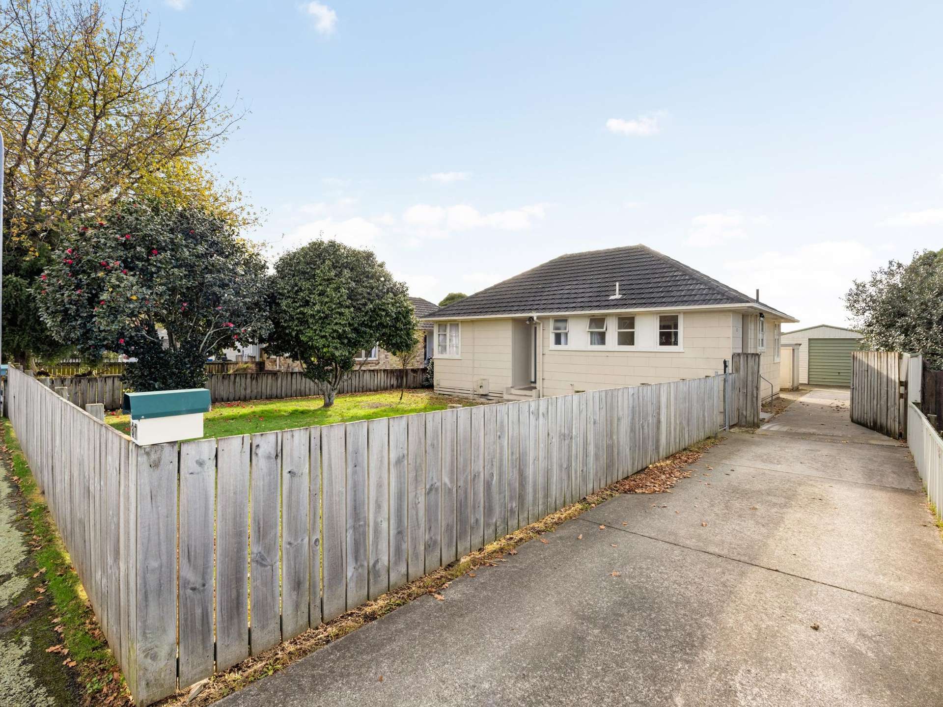 37 Montgomery Crescent Bader_0