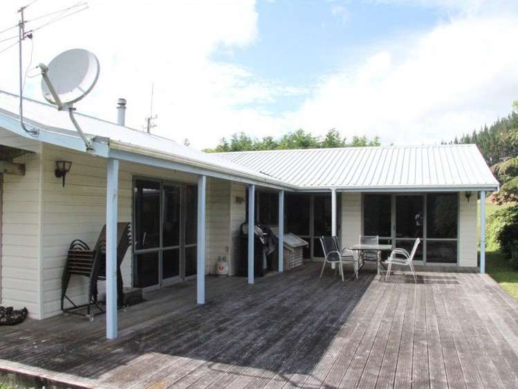 382 Awai Road Tarurutangi_30