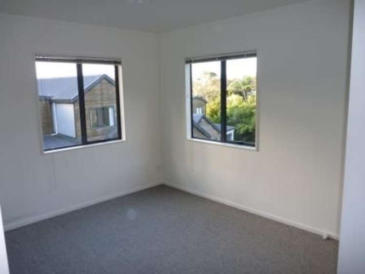 18/61a Birkdale Road Birkdale_9