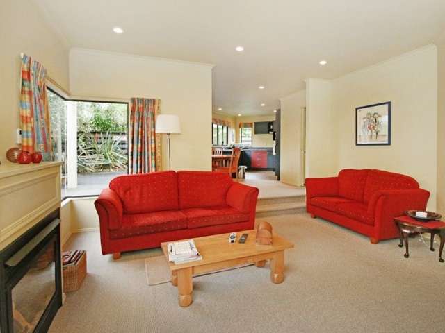 6 Astrid Court Awapuni_1