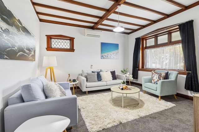 94 Endeavour Street Lyall Bay_2