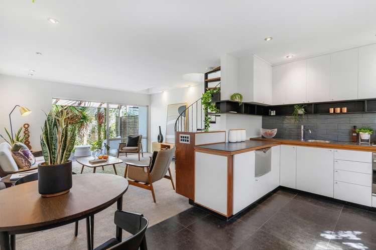 4/10 George Street Mount Eden_4