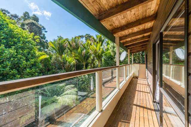 271 Huia Road Titirangi_1