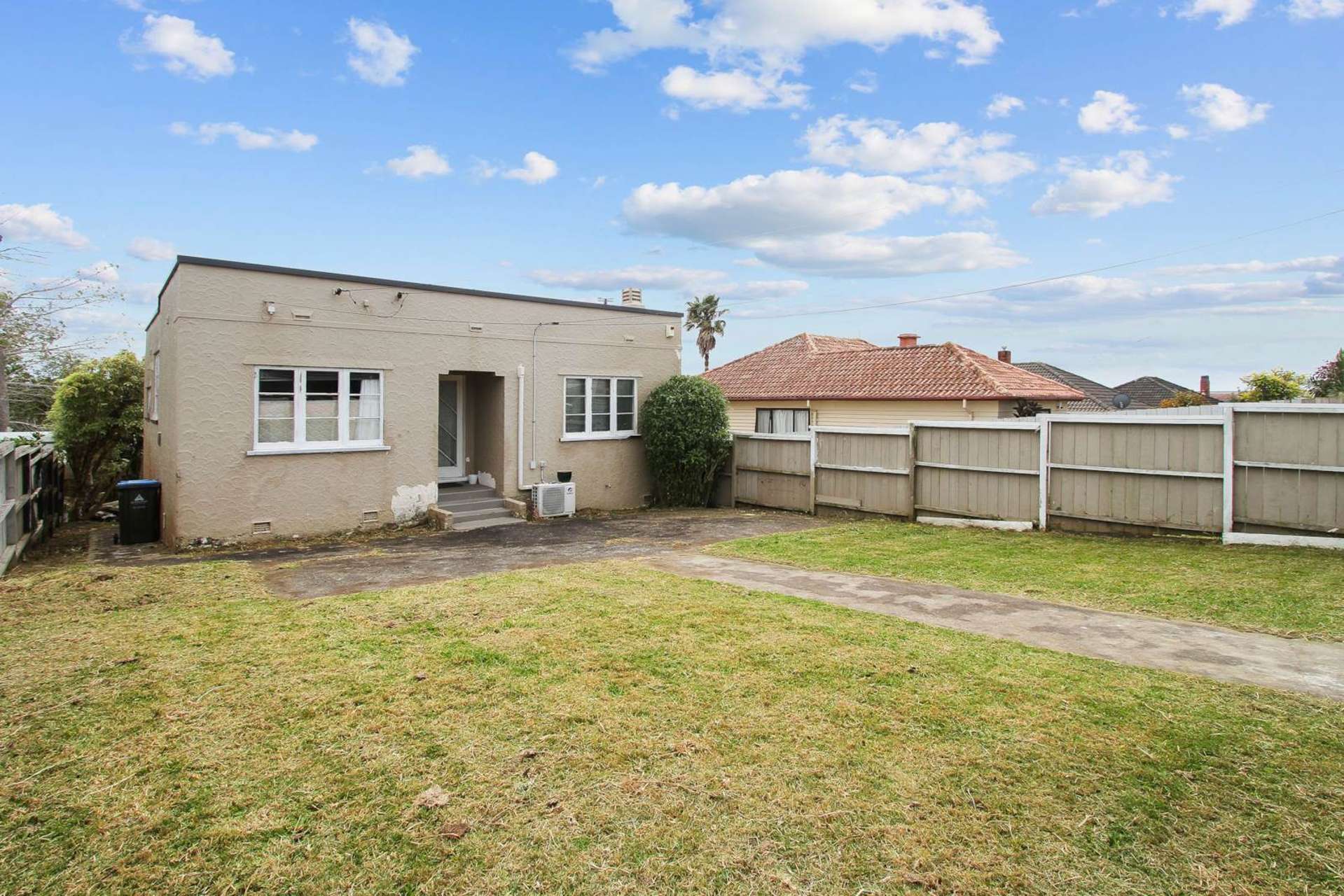 81 Oakdale Road Mt Roskill_0